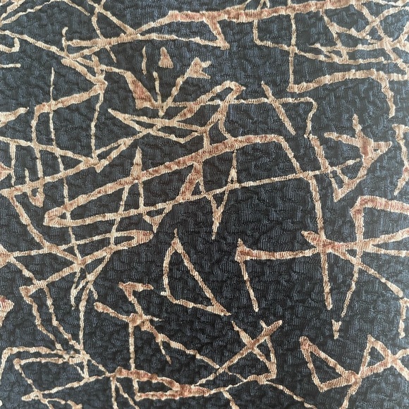 C.E.K texture fabric tunic - Picture 2 of 9